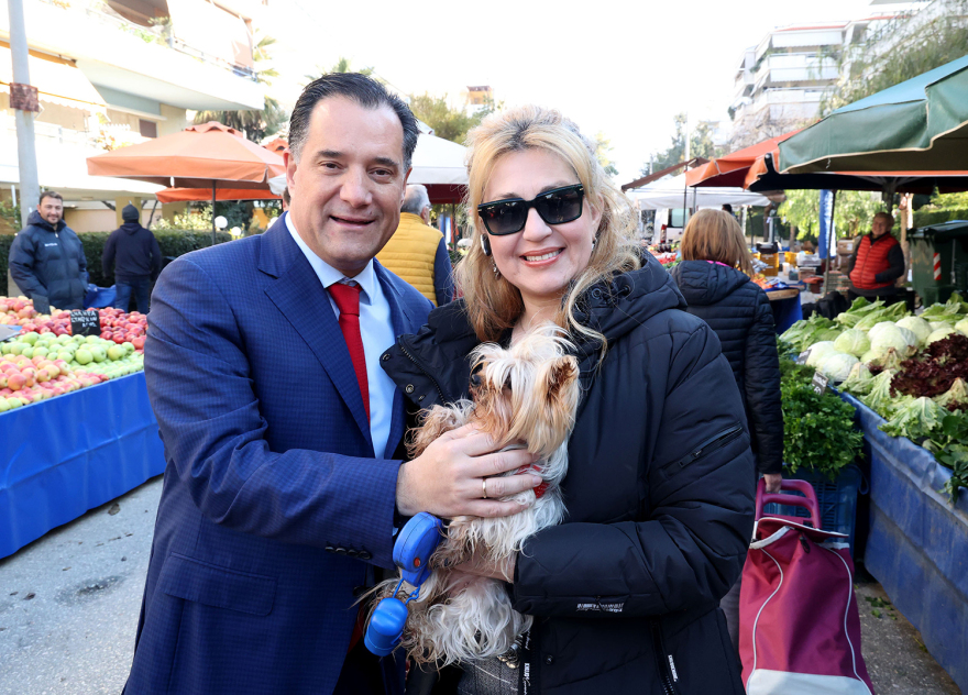 Υπουργείο Ανάπτυξης: «Καταδρομική» του Άδωνι Γεωργιάδη σε λαϊκή στο Χαλάνδρι