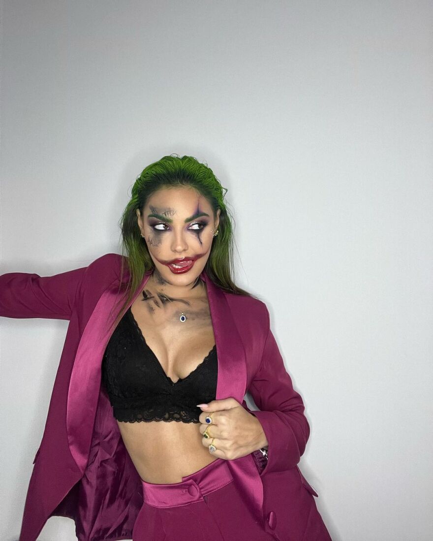 Βρισηίδα Ανδριώτου: Ντύθηκε σέξι Τζόκερ - Δείτε φωτογραφίες