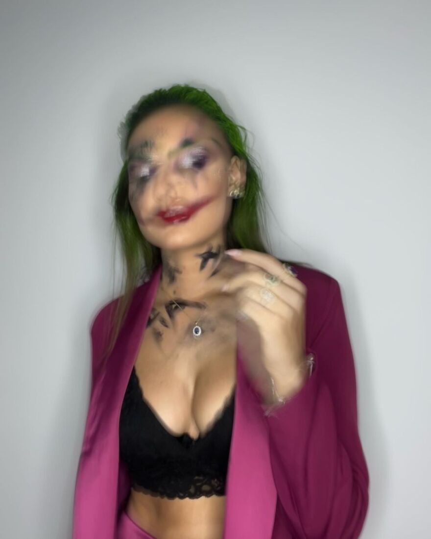 Βρισηίδα Ανδριώτου: Ντύθηκε σέξι Τζόκερ - Δείτε φωτογραφίες