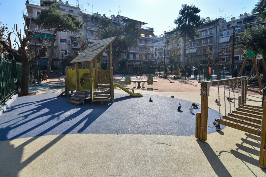 Δήμος Αθηναίων: Ολοκληρώθηκε η ανάπλαση της ιστορικής πλατείας Καλλιγά στα Κάτω Πατήσια