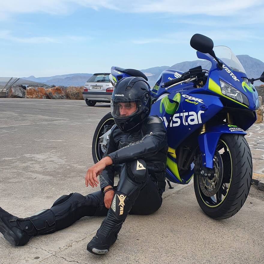 Σητεία: Θρήνος για τον 33χρονο Μάνο που σκοτώθηκε σε τροχαίο - Χόρευε το «είμαι αητός χωρίς φτερά» λίγες ώρες νωρίτερα