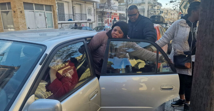 Τραγωδία με το νεκρό κοριτσάκι στη Θεσσαλονίκη: «Δεν τους νοιάζει η ζωή των μαύρων» - Κραυγή της μάνας για τον θάνατό της