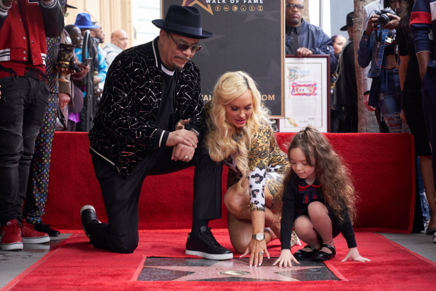 Ο ράπερ «Ice-T» τιμήθηκε με αστέρι στη Λεωφόρο της Δόξας του Χόλυγουντ - Δείτε βίντεο