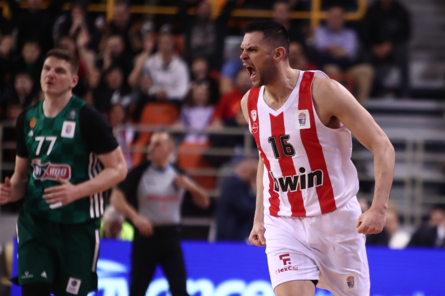 Κύπελλο μπάσκετ, Ολυμπιακός - Παναθηναϊκός 81-65: Εύκολα στον τελικό! 