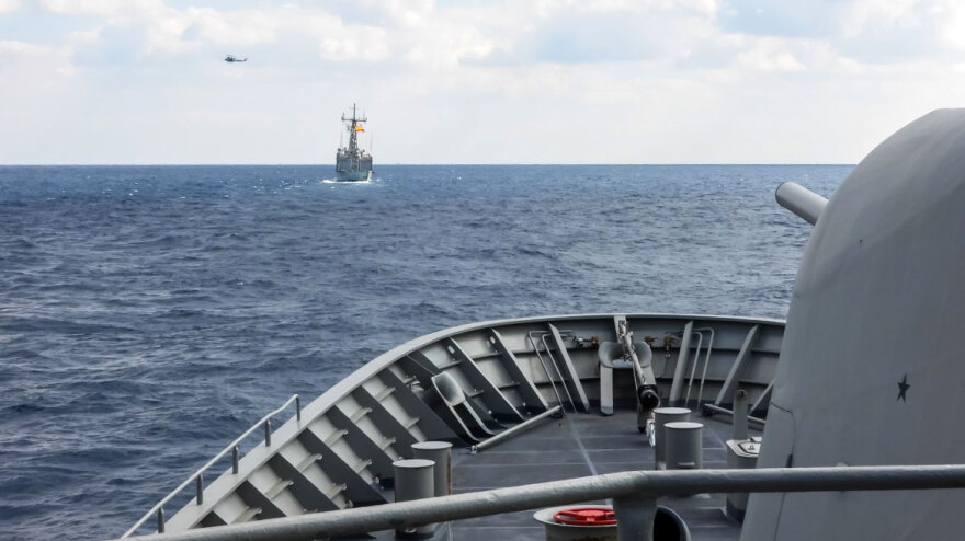 ΓΕΕΘΑ: Φωτογραφίες από άσκηση της φρεγάτας «ΣΑΛΑΜΙΣ» με δύο ισπανικές φρεγάτες