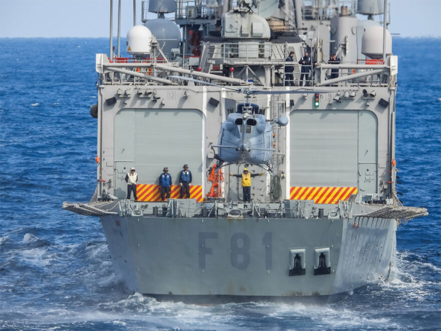 ΓΕΕΘΑ: Φωτογραφίες από άσκηση της φρεγάτας «ΣΑΛΑΜΙΣ» με δύο ισπανικές φρεγάτες