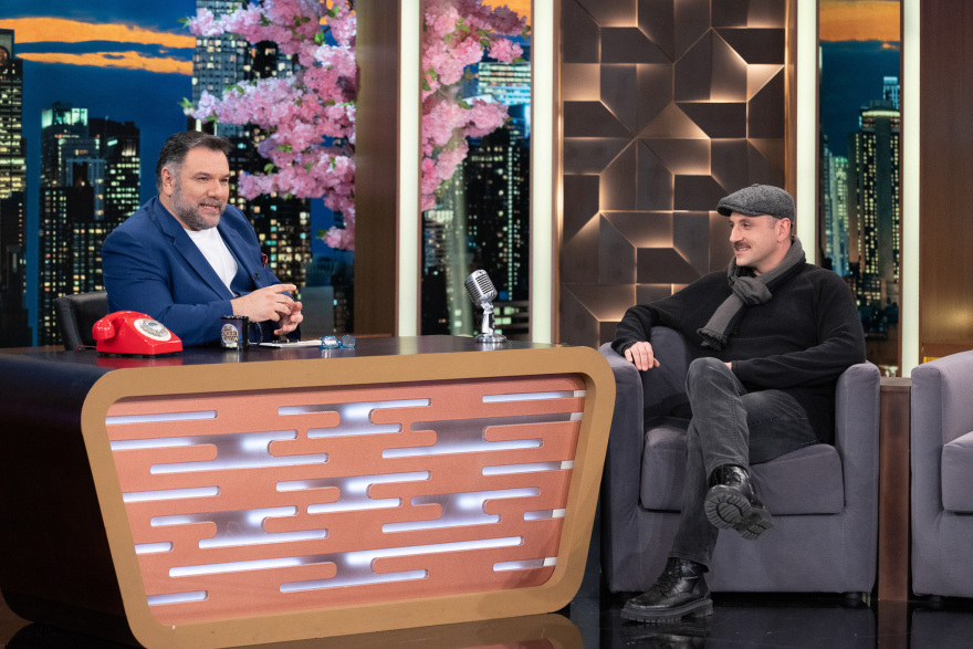 The 2night Show: Καλεσμένοι η Σάσα Μπάστα και ο Γιώργος Χρυσοστόμου 