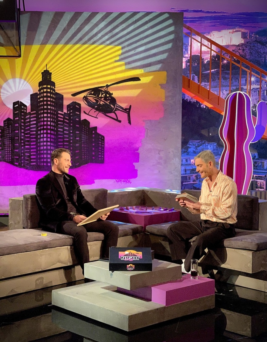 Night Out: O Θεοχάρης Ιωαννίδης υποδέχεται στην εκπομπή τον Γιώργο Αγγελόπουλο