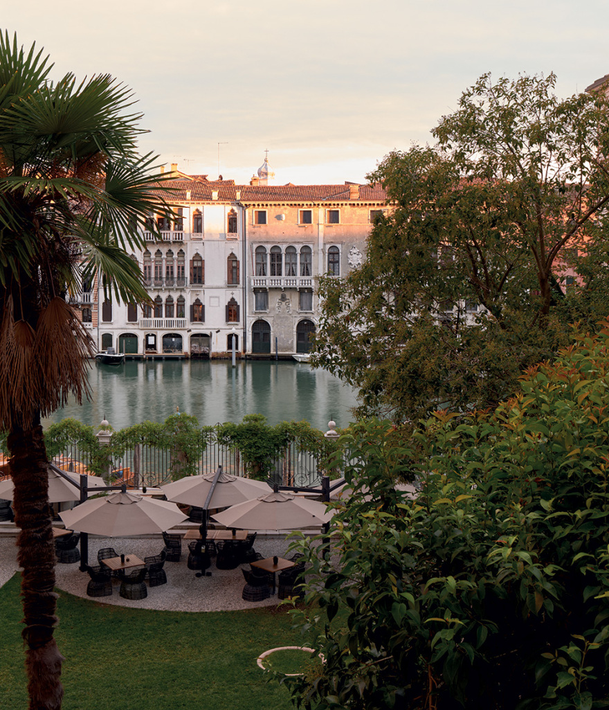 Βιόλα και Βέρα Αριβαμπένε: Οι κόμισσες της Γαληνοτάτης