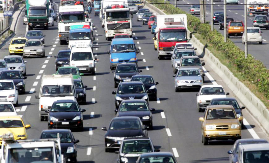 Τέλη κυκλοφορίας: Τελειώνει ο χρόνος για την πληρωμή - Ο κίνδυνος για τσουχτερά πρόστιμα