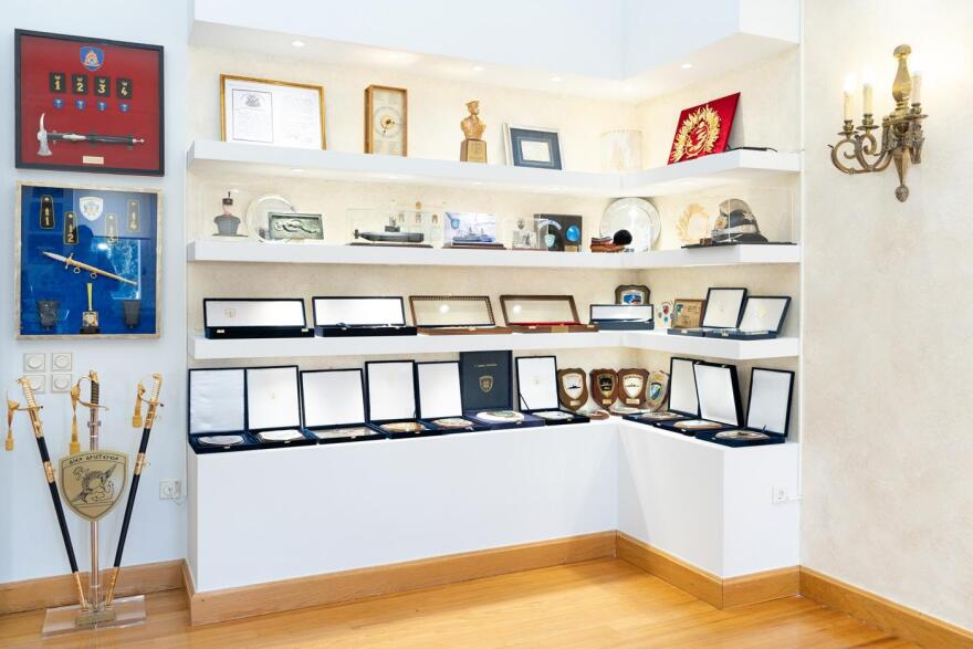 Κατερίνα Σακελλαροπούλου: Περιήγηση στην έκθεση με τα προεδρικά δώρα - Φωτογραφίες