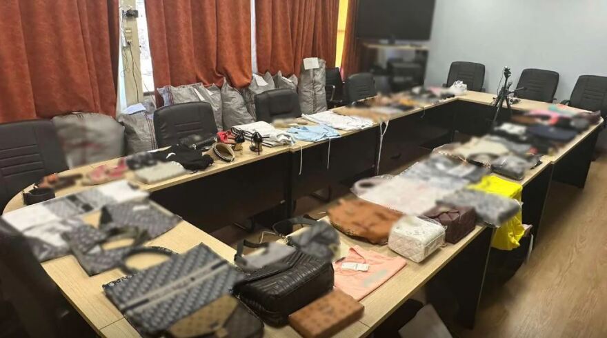 ΕΛ.ΑΣ: Επτά συλλήψεις για διακίνηση απομιμητικών προϊόντων - Κέρδη άνω των 18 εκατ. 