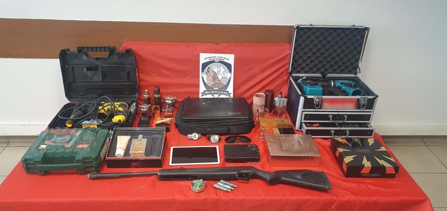 Θεσσαλονίκη: Οικογένεια Ρομά έστησε εγκληματική οργάνωση - «Μπούκαραν» σε 64 σπίτια, πήραν πάνω από 200.000 ευρώ