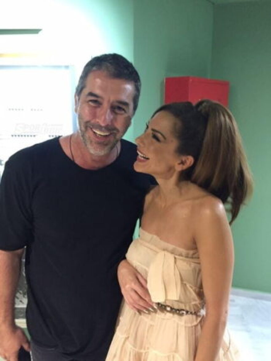 Δέσποινα Βανδή - Βασίλης Μπισμπίκης: Το ρομάντζο, οι υπέρ, οι κατά και η... πρώην