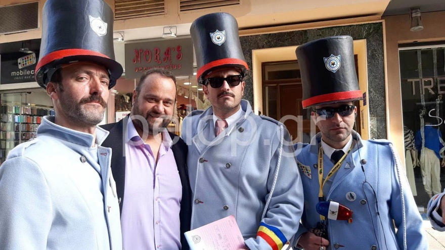Πάτρα: Η Καρναβαλική Αστυνομία «συνέλαβε» τον περιφερειάρχη Φαρμάκη