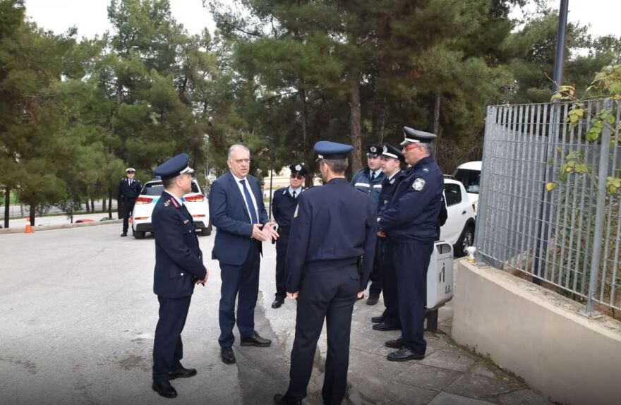 Θεοδωρικάκος από Λάρισα: «Βάζουμε τέλος στα άβατα της ανομίας»