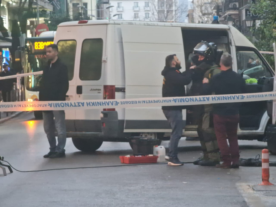 Θεσσαλονίκη: Ελεγχόμενη έκρηξη σε ύποπτο αντικείμενο στο ρωσικό προξενείο - Δείτε βίντεο