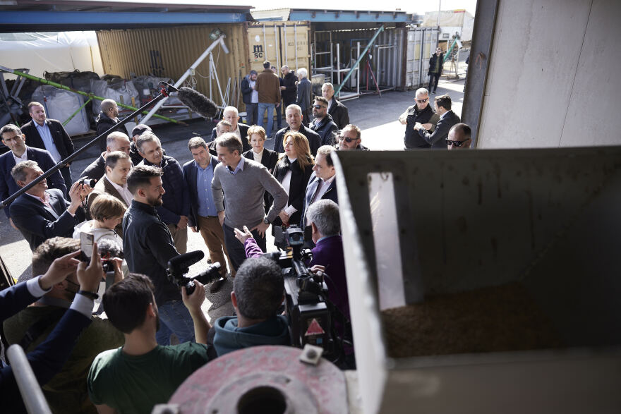 Προβολή του κυβερνητικού έργου επιλέγει ο Μητσοτάκης για τις εκλογές - Μέσα στο 2023 παραδίδονται 24 χιλιόμετρα του E65