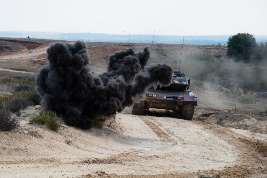 Εντυπωσιακές εικόνες από την άσκηση ελληνικών και αμερικανικών δυνάμεων στη Θράκη