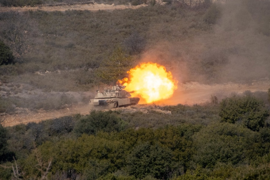 Εντυπωσιακές εικόνες από την άσκηση ελληνικών και αμερικανικών δυνάμεων στη Θράκη