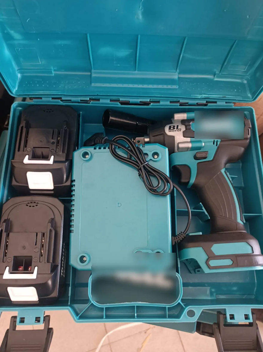 Αχαΐα: Συνέλαβαν τον διαχειριστή του e-shop που πωλούσε «μαϊμού» εργαλεία