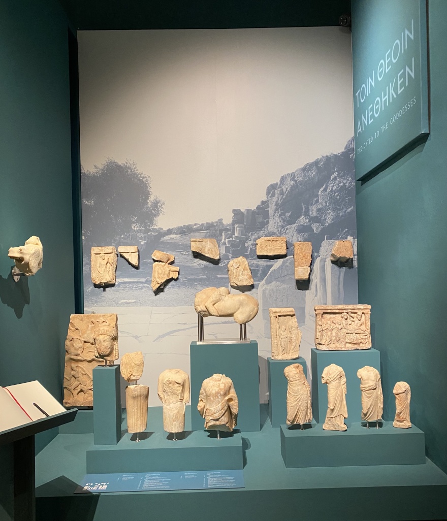 Άνοιξε για το κοινό η επανέκθεση του Αρχαιολογικού Μουσείου της Ελευσίνας