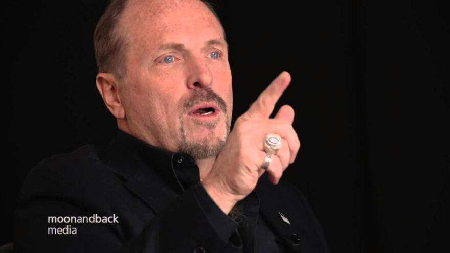 «Βρισκόμαστε στα πρόθυρα της εισόδου στο ίδιο το Σύμπαν» λέει διάσημος οραματιστής του Διαστήματος