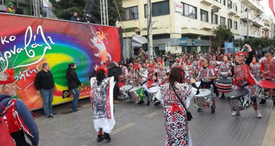 Απόκριες 2023: Εντυπωσιακή η τελετή λήξης του καρναβαλιού στην Πάτρα, στην πυρά ο βασιλιάς Καρνάβαλος