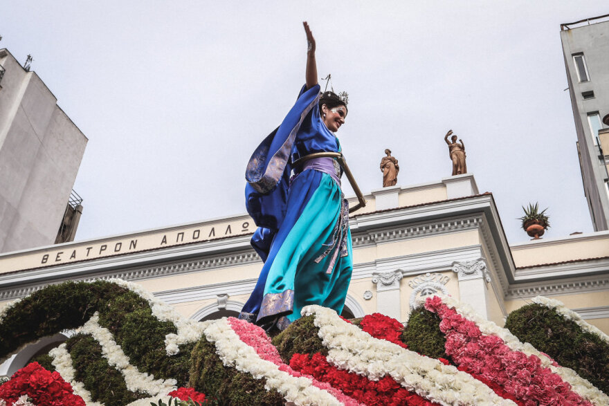 Απόκριες 2023: Εντυπωσιακή η τελετή λήξης του καρναβαλιού στην Πάτρα, στην πυρά ο βασιλιάς Καρνάβαλος