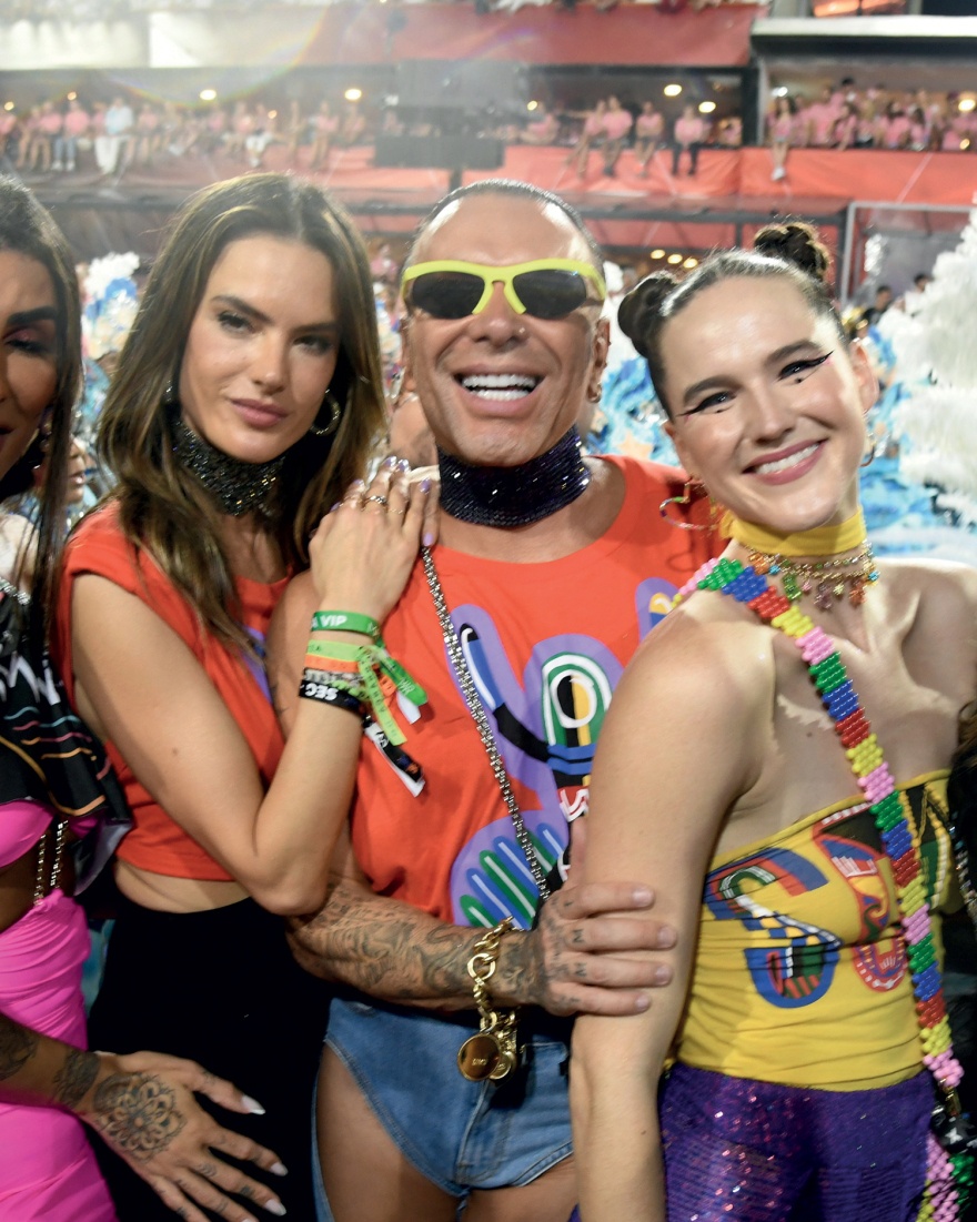 Όταν οι «Άγγελοι» της Victoria’s Secret κινούνται στον ρυθμό της samba