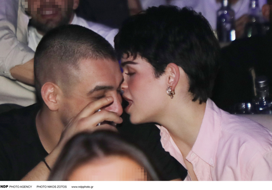 Κυβέλη Χατζηευστρατίου: H πρώτη δημόσια εμφάνιση του μοντέλου μετά την εμπλοκή της σε τροχαίο δυστύχημα