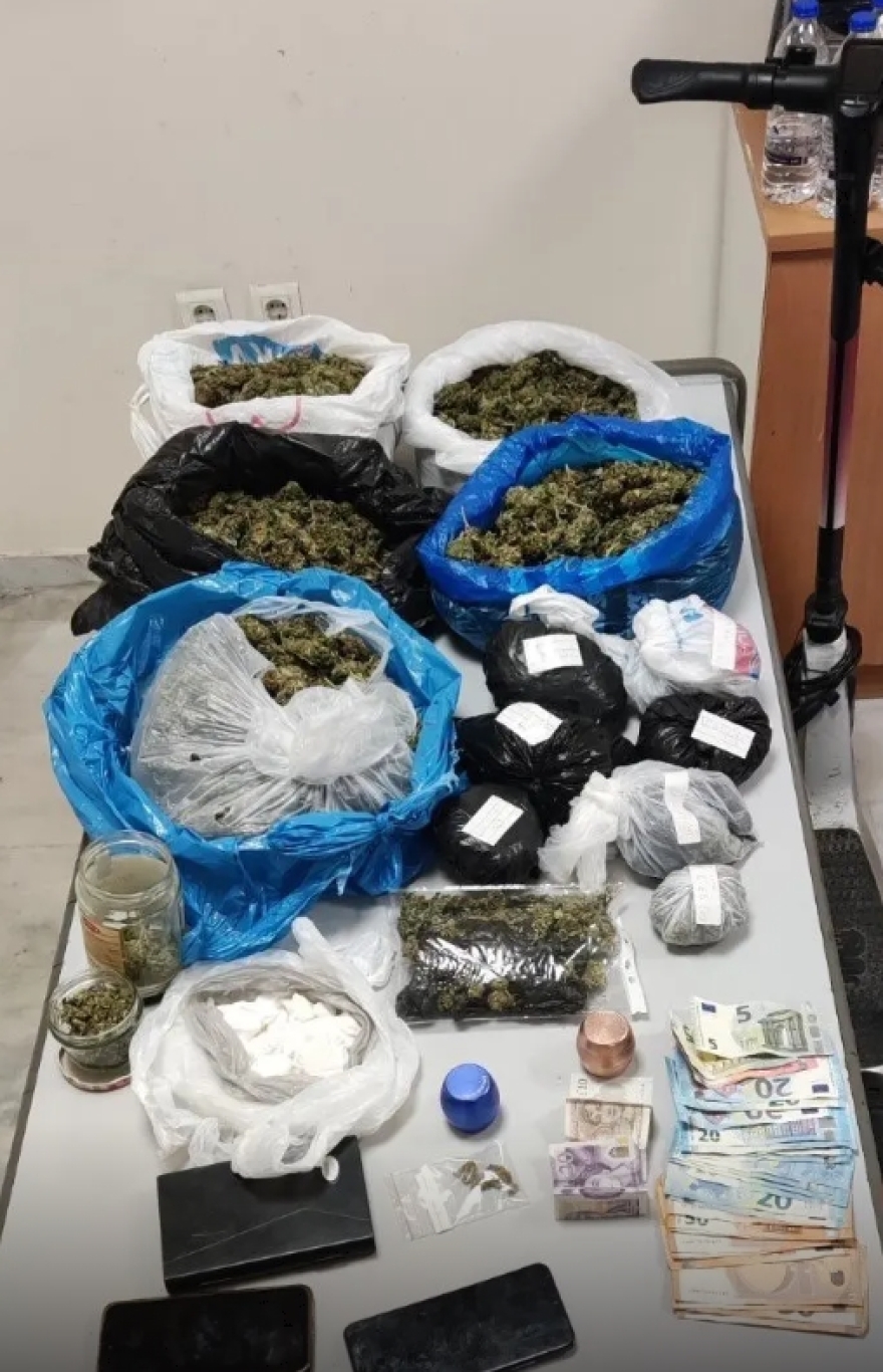 Χανιά: Διακινούσαν ναρκωτικά με πατίνι - Δείτε φωτογραφίες