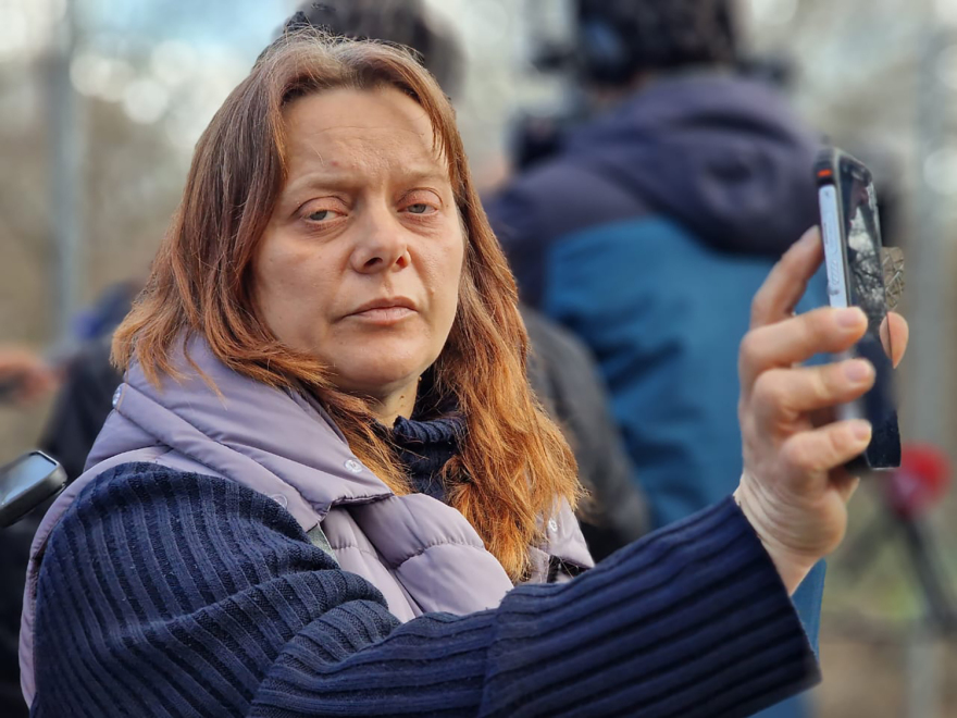 Σύγκρουση τρένων στη Λάρισα: Συγκλονίζουν οι γονείς 22χρονου που αγνοείται - «Η αναμονή μας σκοτώνει, δεν μας λένε τίποτα»