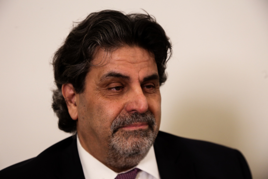 Ο Μητσοτάκης μοίρασε αρμοδιότητες του υπουργείου Μεταφορών σε Καραγιάννη και Παπαδόπουλο