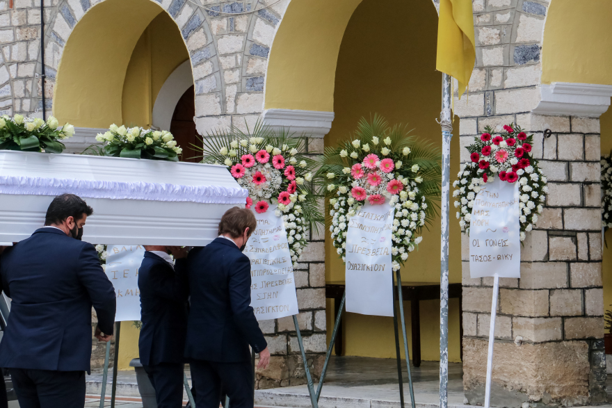 Σύγκρουση τρένων στη Λάρισα: Θλίψη στον Τύρναβο για την 42χρονη Βάγια 