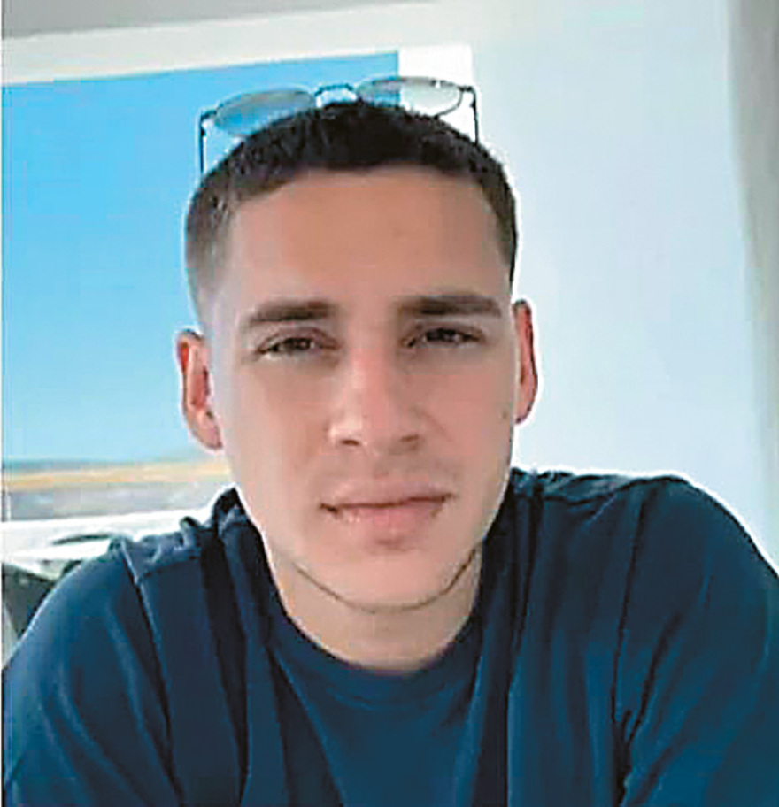 Σύγκρουση τρένων στα Τέμπη: Bασίλη... φεύγω - Οι τραγικές ιστορίες στα συντρίμμια της αμαξοστοιχίας 