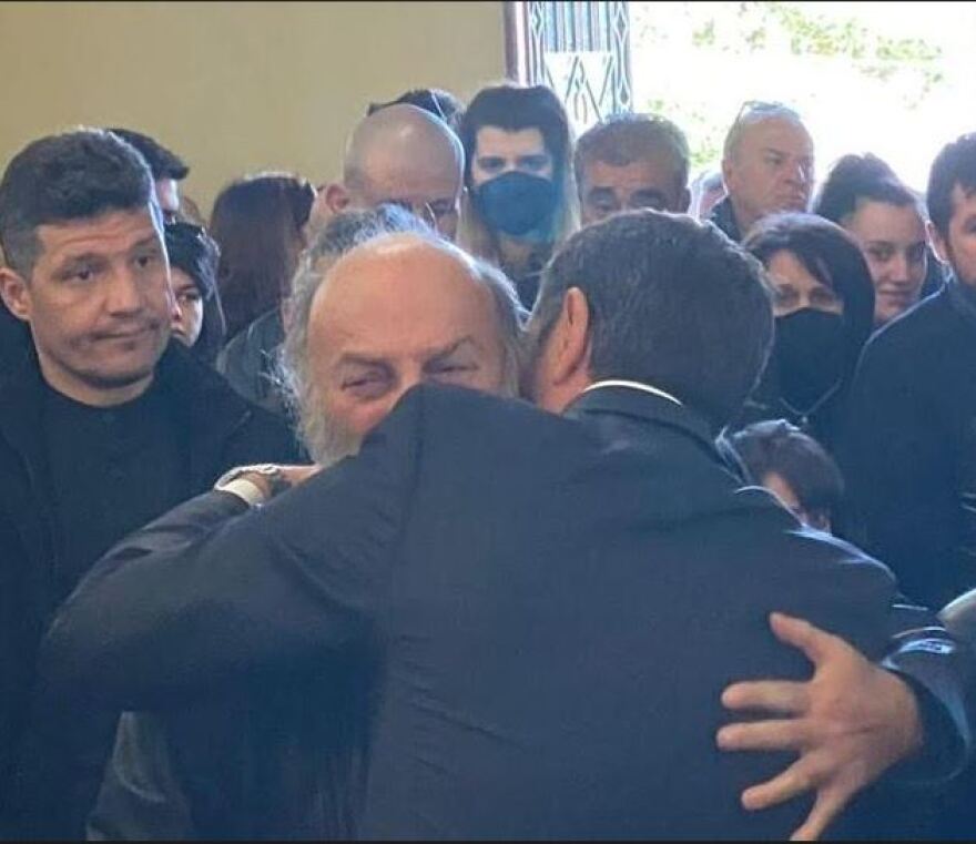 Σύγκρουση τρένων στα Τέμπη - Αλέξης Τσίπρας: Παρών στην κηδεία της 28χρονης Ελπίδας στην Αταλάντη