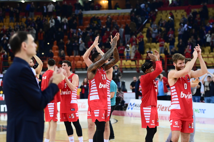 Euroleague, Ολυμπιακός-Μπαρτσελόνα 77-70: Επέστρεψε στις νίκες στο ΣΕΦ