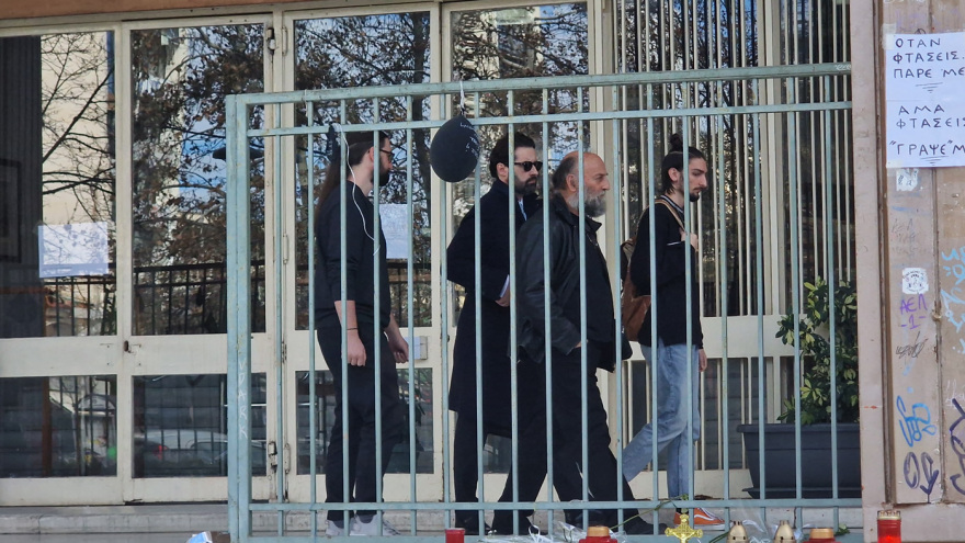 Σύγκρουση τρένων στη Λάρισα: Στα δικαστήρια προσφεύγει η οικογένεια της 28χρονης Ελπίδας Χούπα