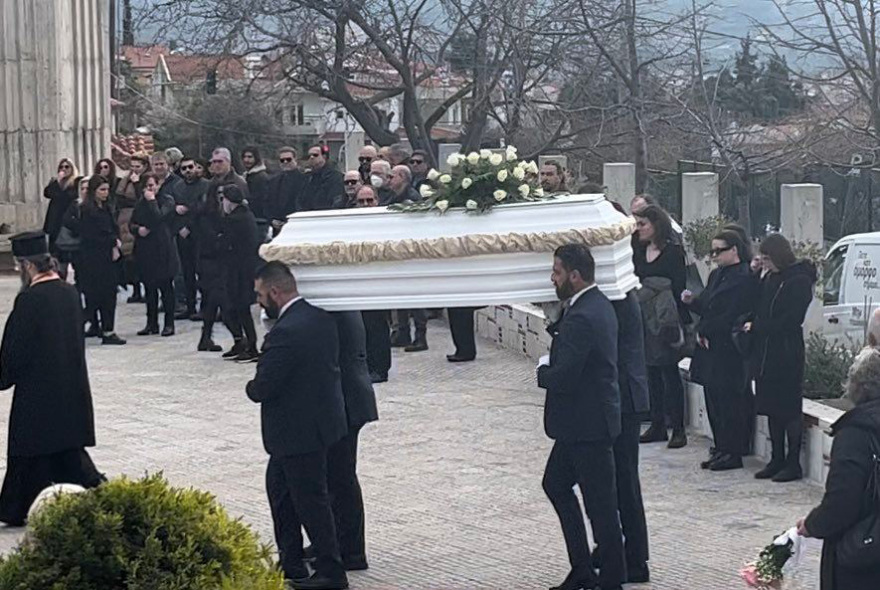 Τραγωδία στα Τέμπη: Τελευταίο αντίο στη σοπράνο Ελισάβετ Χατζηβασιλείου