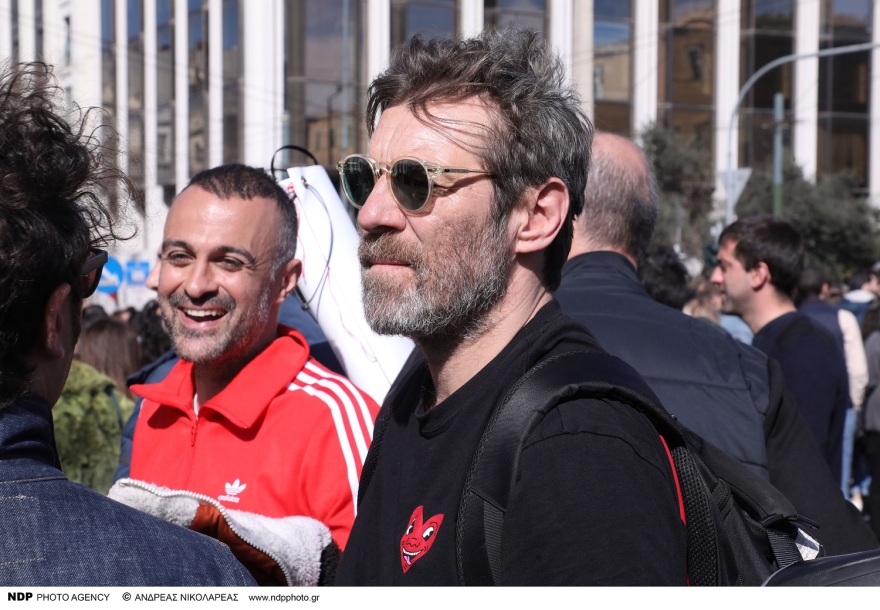 Πορεία για τα Τέμπη: Οι Έλληνες ηθοποιοί στο συλλαλητήριο - Δείτε φωτογραφίες και βίντεο