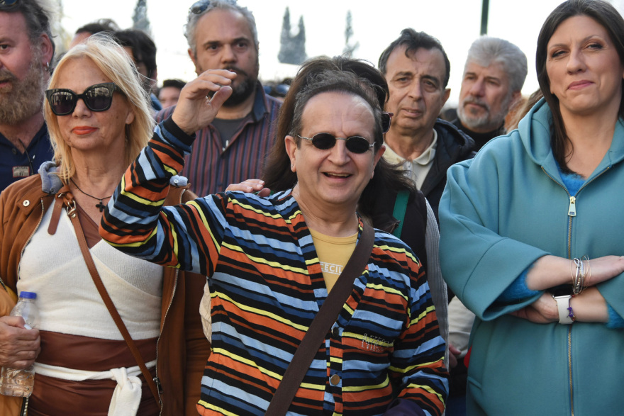 Πορεία για τα Τέμπη: Οι Έλληνες ηθοποιοί στο συλλαλητήριο - Δείτε φωτογραφίες και βίντεο