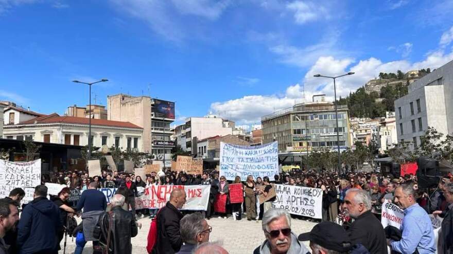 Απεργία σήμερα: Συγκεντρώσεις σε ολόκληρη τη χώρα - Δείτε εικόνα από πόλεις της Ελλάδας