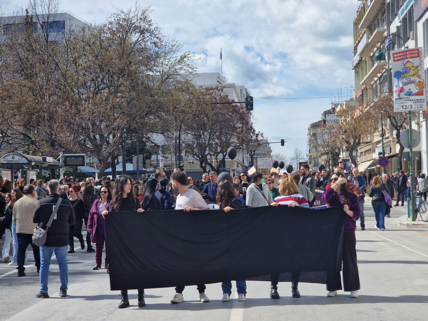 Απεργία σήμερα: Συγκεντρώσεις σε ολόκληρη τη χώρα - Δείτε εικόνα από πόλεις της Ελλάδας