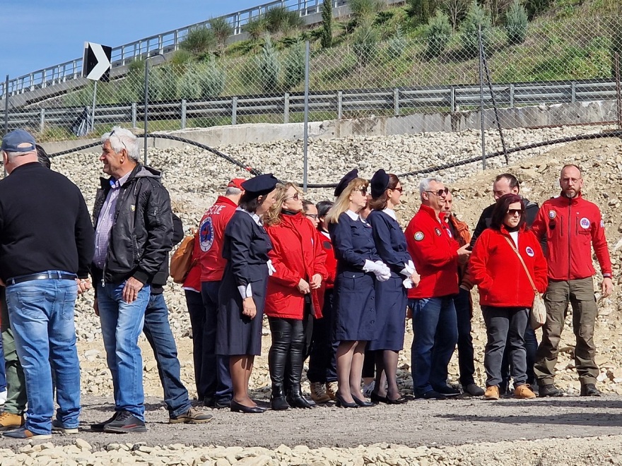 Σύγκρουση τρένων στη Λάρισα: Τρισάγιο στα Τέμπη για τα θύματα της τραγωδίας