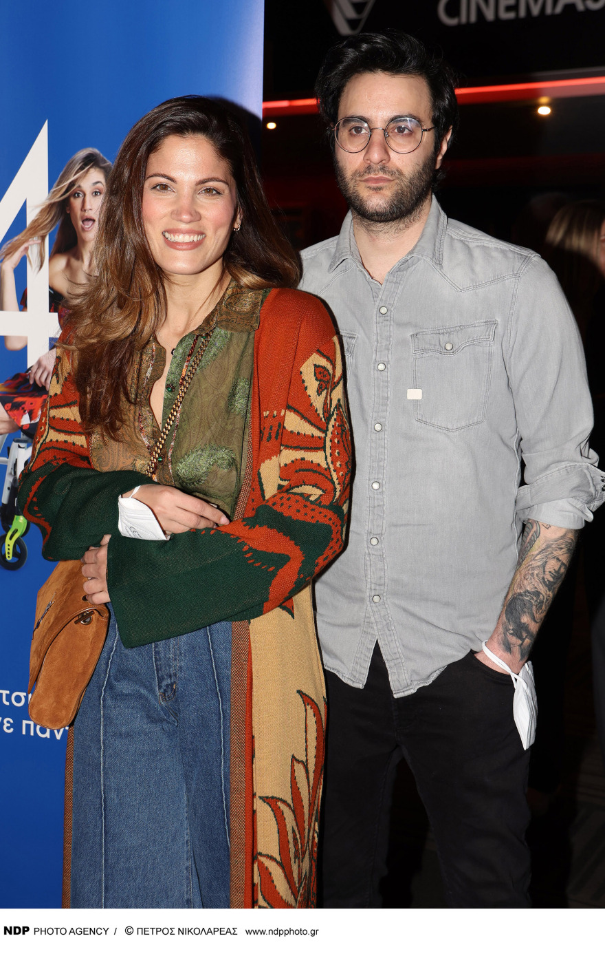 Μαίρη Συνατσάκη - Ίαν Στρατής: Η πρώτη δημόσια εμφάνιση μετά τη γέννηση της κόρης τους