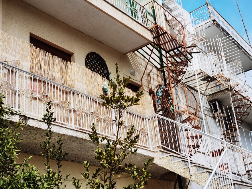 «Ακούσαμε το παιδί να φωνάζει βοήθεια», λέει γείτονας για τον 7χρονο στο Νέο Ψυχικό