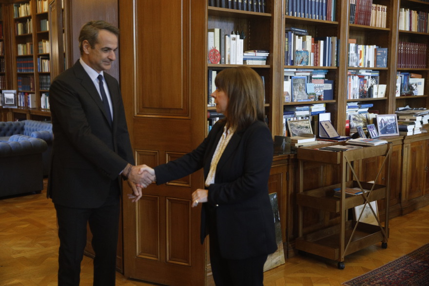 Μητσοτάκης σε Σακελλαροπούλου: Η έρευνα για τα Τέμπη θα γίνει με διαφάνεια και ταχύτητα 