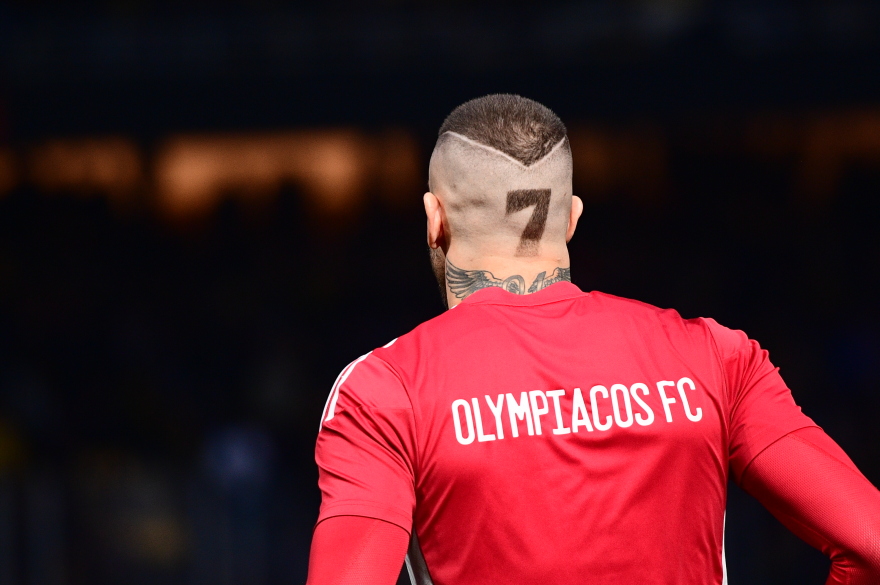 ΑΕΚ - Ολυμπιακός: Το κούρεμα του Πασχαλάκη με το «7» - «Ήθελα να δείξω ότι ο κόσμος είναι μαζί μας» 