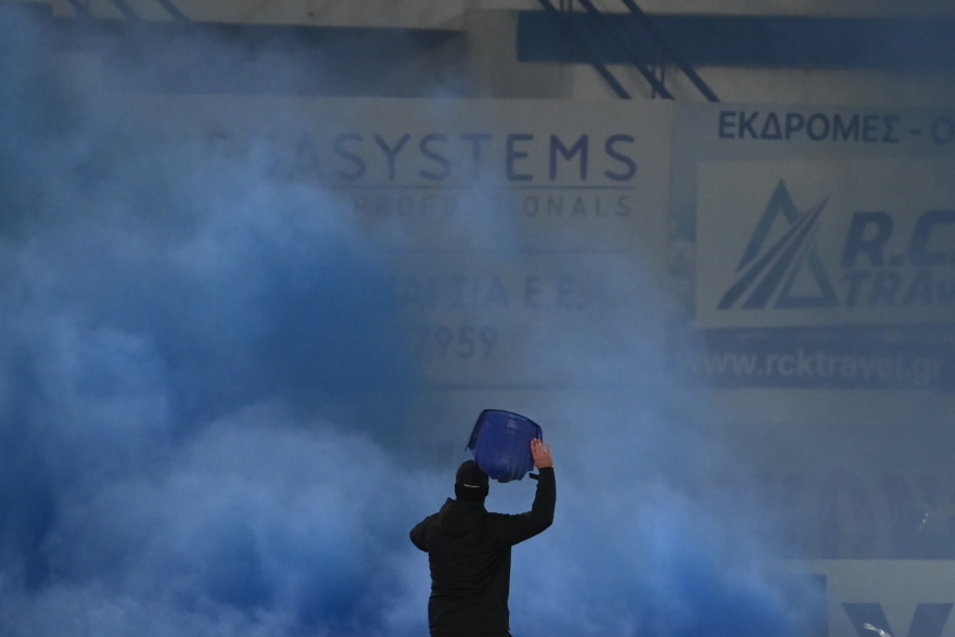 Ατρόμητος - Παναθηναϊκός: Προσωρινή  διακοπή λόγω επεισοδίων στο Περιστέρι!